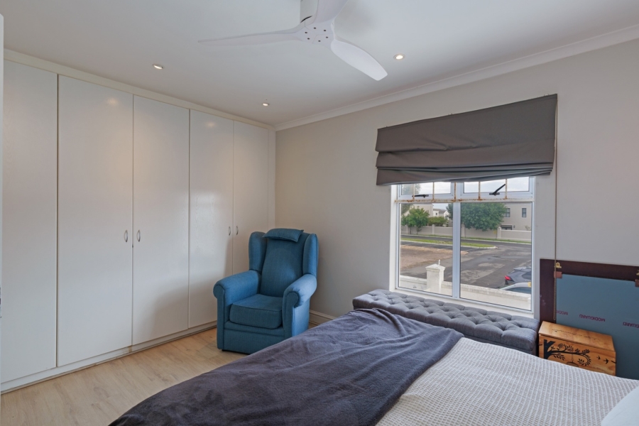 2 Bedroom Property for Sale in Royal Ascot Western Cape
